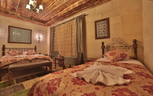Caravanserai Inn Hotel