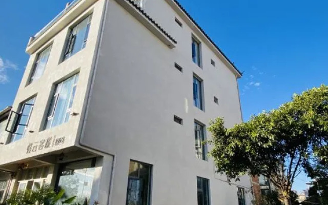 Fuxian Lake Xinyu Heliang Inn