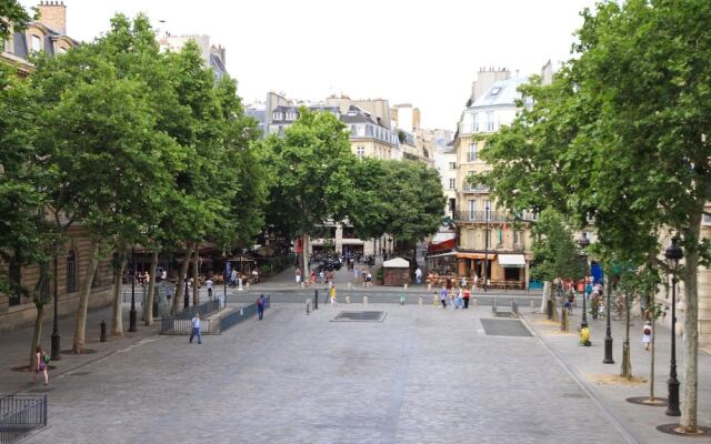 Le Marais Hotel De Ville Apartment