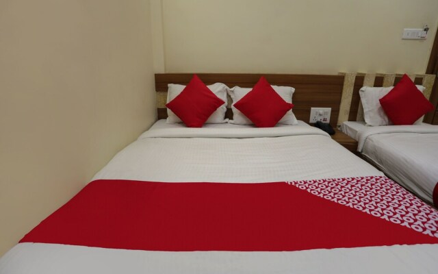 OYO 16163 Hotel Shri Hari