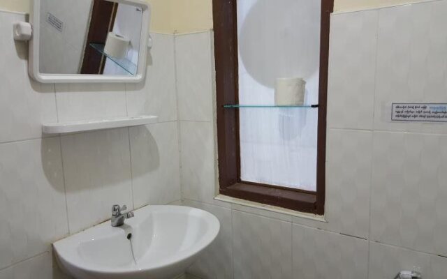 Tha Ha Zar Ta Hotel