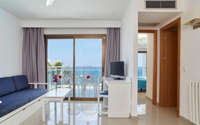 Nereida Aparthotel