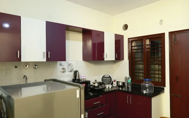 Tranquil Orchid Serviced Apartment