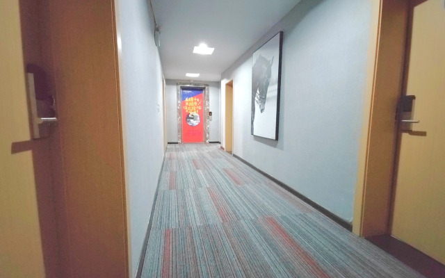 Junyi Chain Hotel (Anqing Tongcheng Haifeng Road)