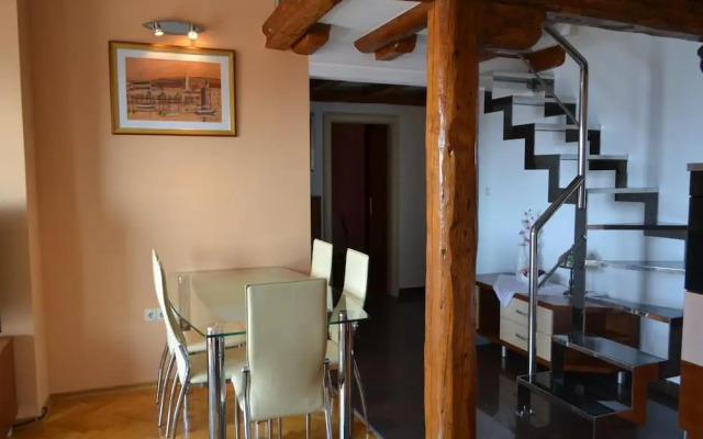 Apartments Karlo