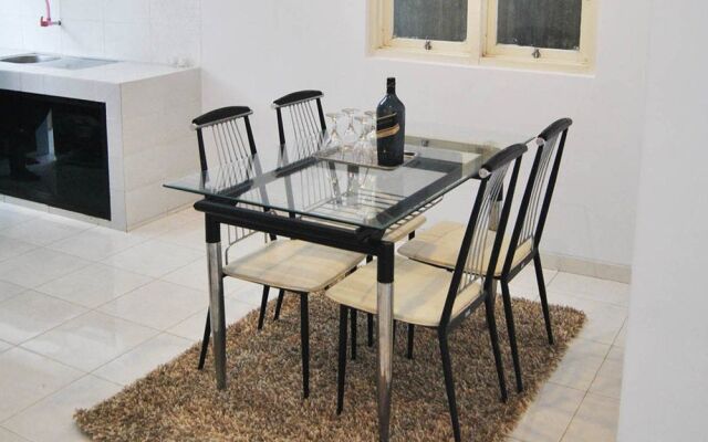 Villa Green Apple Batu