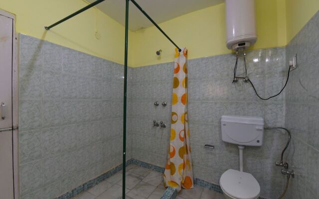 OYO 14257 Home Pleasant Family Studio at Prini