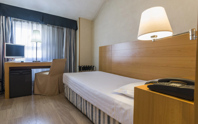 Hotel Infanta Mercedes
