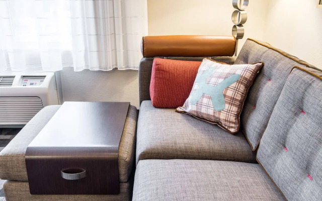 TownePlace Suites by Marriott Gilford