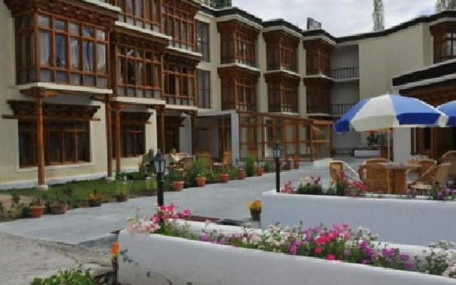 Hotel Mansarover