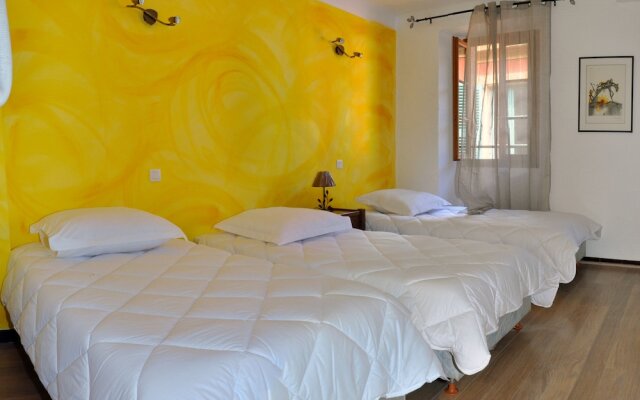 Hotel Le Roya