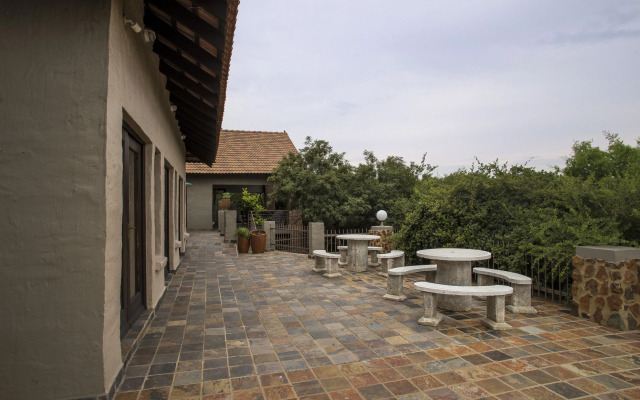 Eagles Nest Estate Guest House