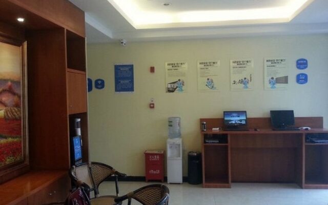 Hanting Express Hangzhou Baojiao North Road
