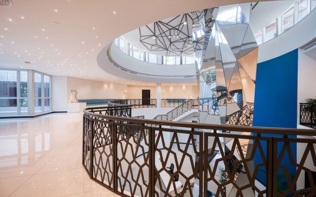 Orion City Hotel