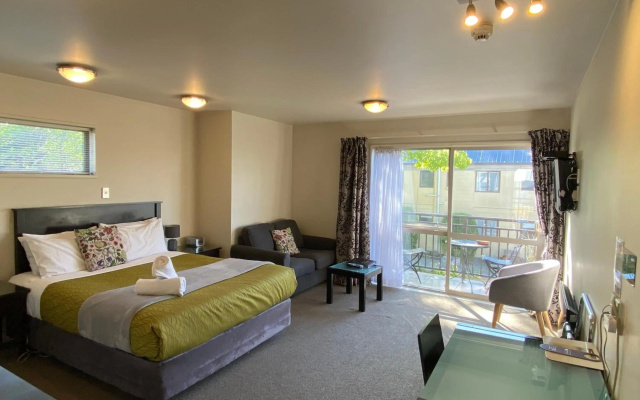 De Lago Motel Apartments – Guest Rooms – Christchurch