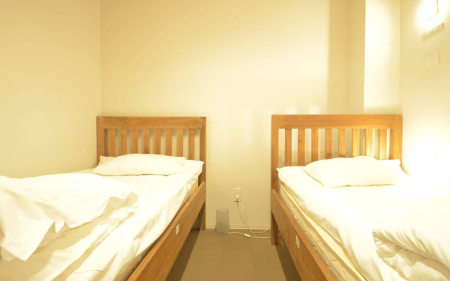Yadokari Namba Hostel