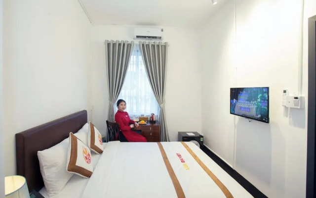 The Rice 131 Bui Vien Hotel