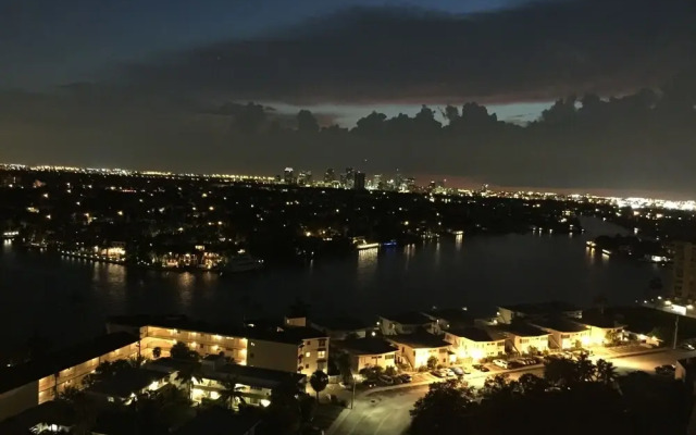 Pelicanstay in W Hotel Ft. Lauderdale