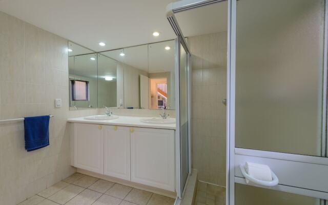 San Lameer Villa Rentals 10312
