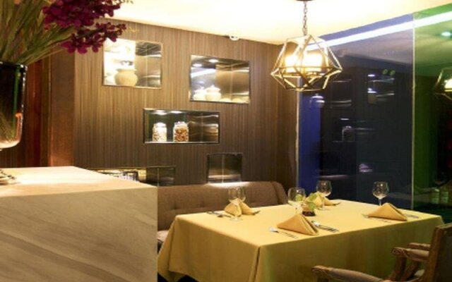 Shenyang Holz Hotel