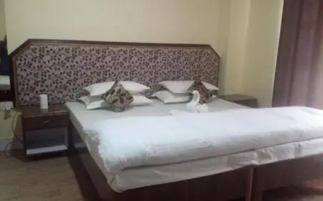 Green Tara Residency