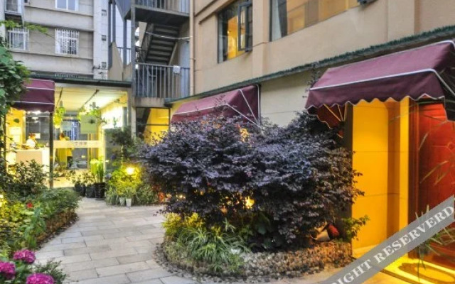 Sancun Bi'an Hostel