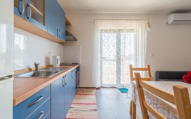 Nice Apartment in Privlaka With 1 Bedrooms and Wifi