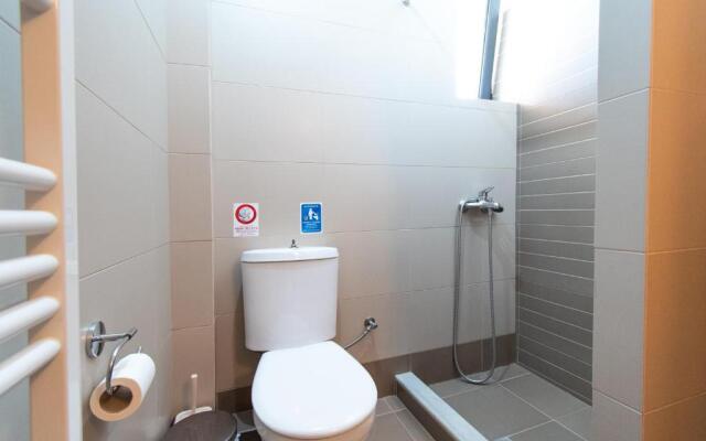 Efi Apartments