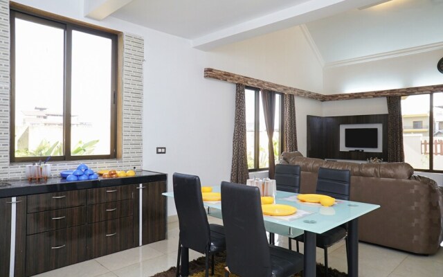 OYO 22738 Home Gorgeous 4 BHK Lonavala
