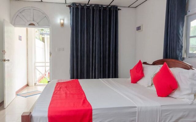 OYO 385 Sanri Villa Negombo