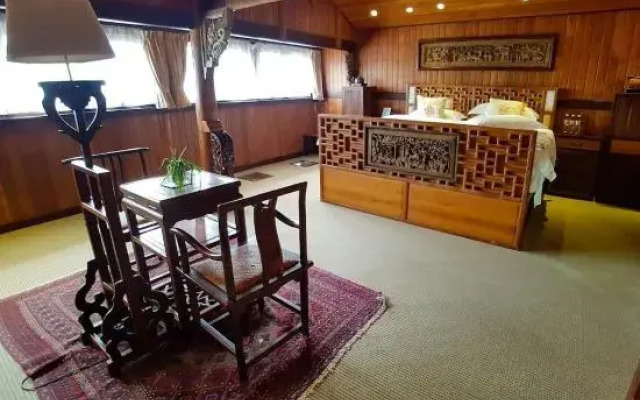 Longsheng Lian Lodge Hotel