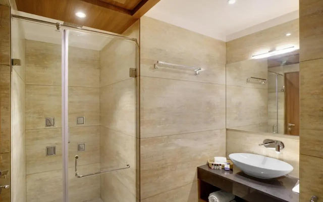 Hotel Four Element