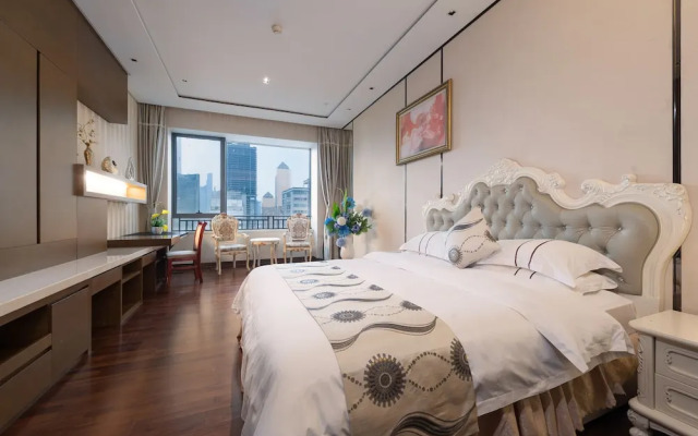 Yicheng Apartment Central Plaza