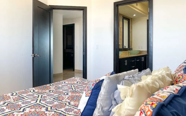 Unwind in a Modern Condo With Stunning View