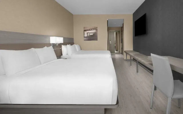 AC Hotel St. Louis Central West End
