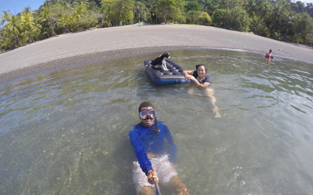 Jonny's cabins drake day