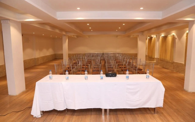 Hotel The Rivera