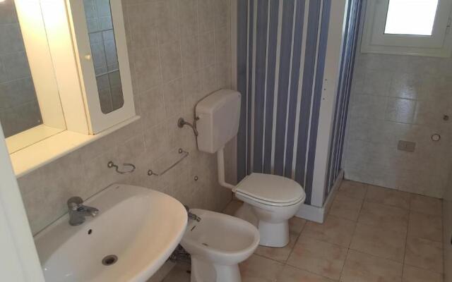 Villa piscina 24 posti letto