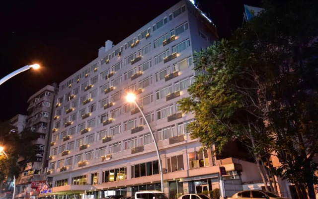 Gur Kent Hotel