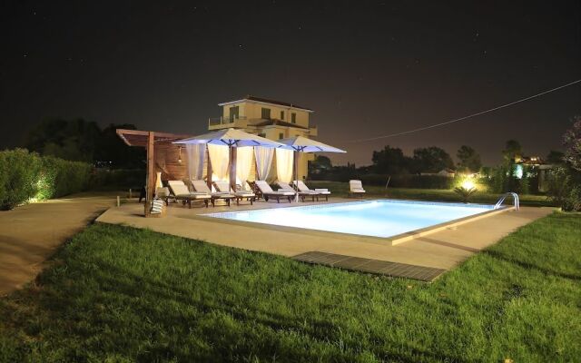 HiEnd Beach Villa