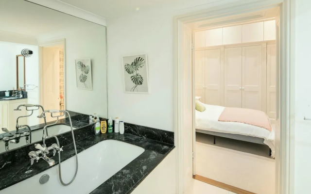 Remarkable 2-bed Apartment in London