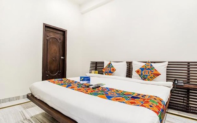 Fabhotel Jaipur Villa