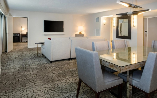 Sheraton Detroit Metro Airport