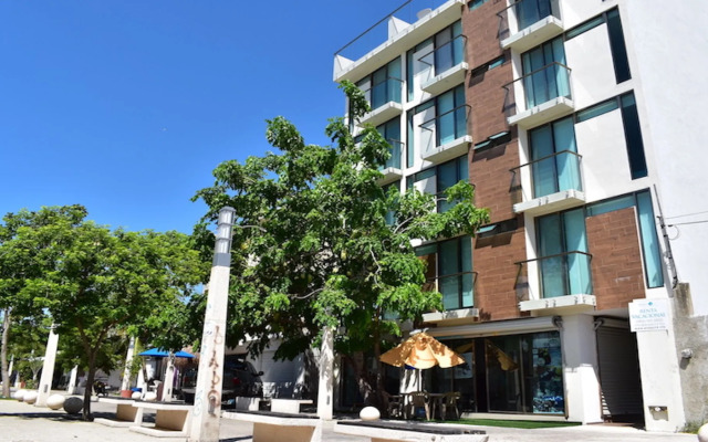 Condo 5 50 2BD by Project 4 Life