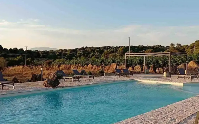 Welcomely - Country House Muristene- Iris