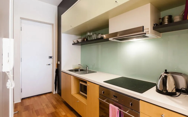 TENNYSON, Richmond Studio Apartment