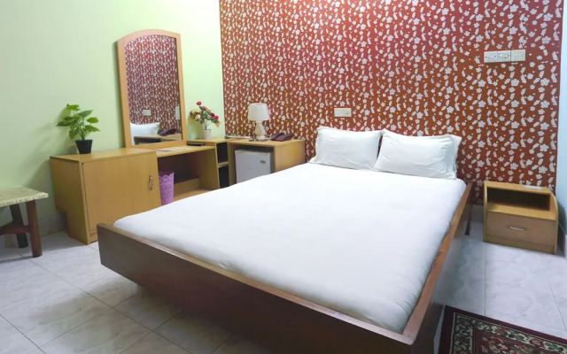 Farmis Garden Hotel & Restaurant