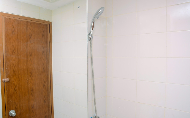 Cozy Modern Studio at Lagoon Apartment near Bekasi Town Square