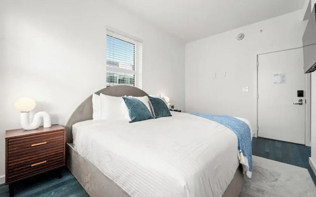 Global Luxury Suites at The Variety