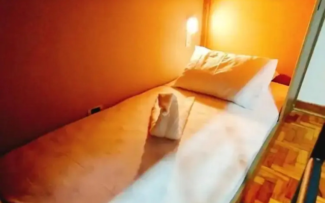 Youse Hostel and Hotel